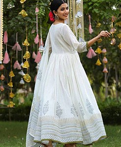 Anarkali gown Punjabi dupatta set online shop in ballia